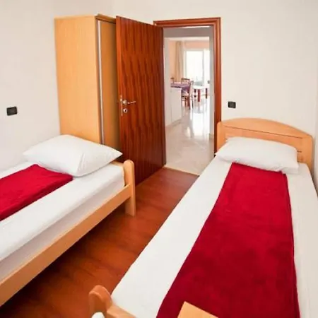 Relax - Two Bedroom *